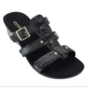 VIONIC black triple strap wedges